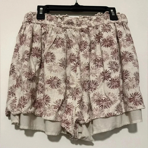 Entro khaki pull on shorts size L - Picture 3 of 8